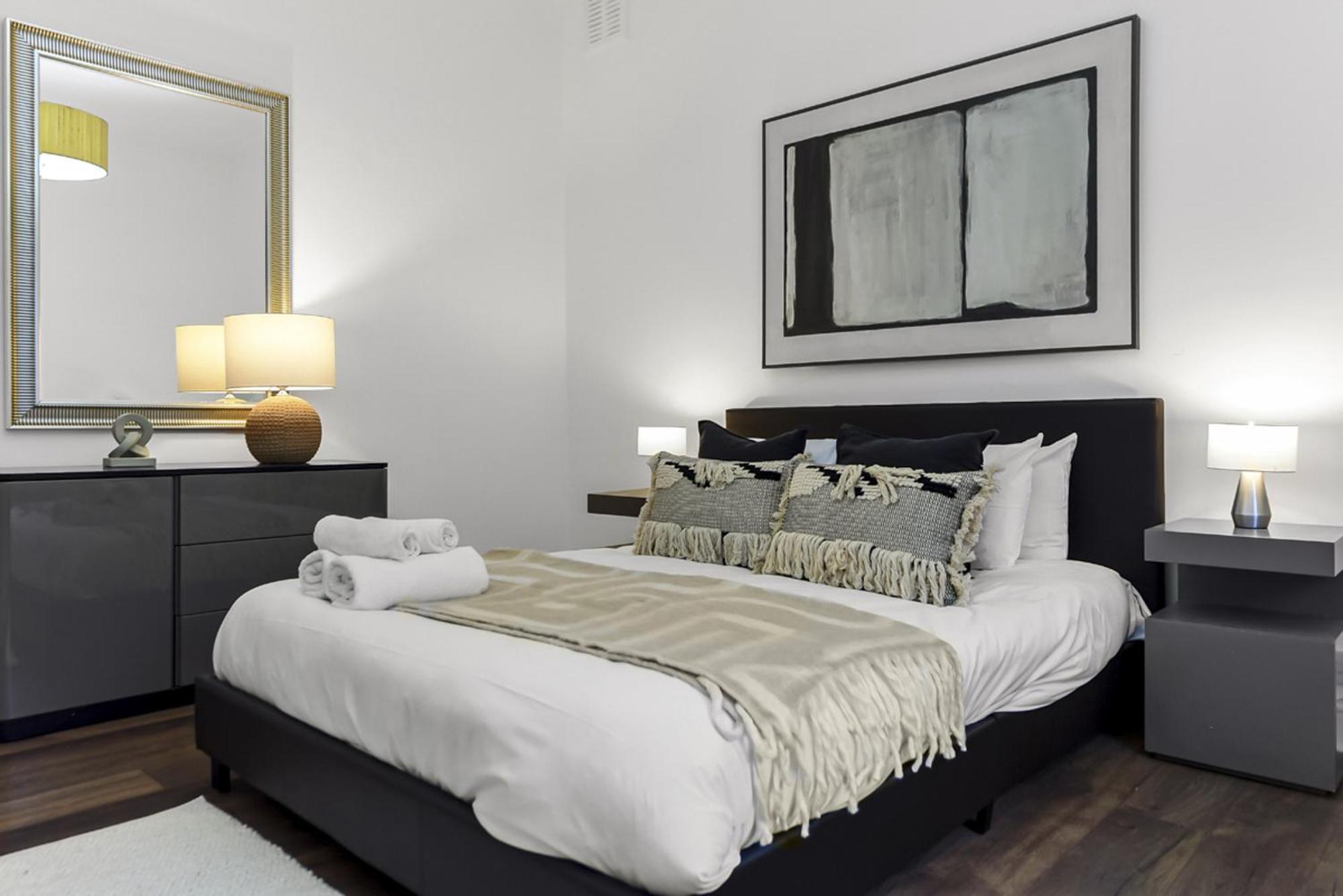 2 Bed Apartment- Mayfair 1 Apartment *